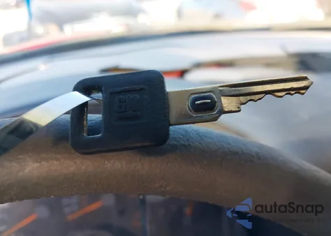 1998 Pontiac Firebird Formula/Trans Am из США, поврежденный, VIN 2G2FV22G2W2202657